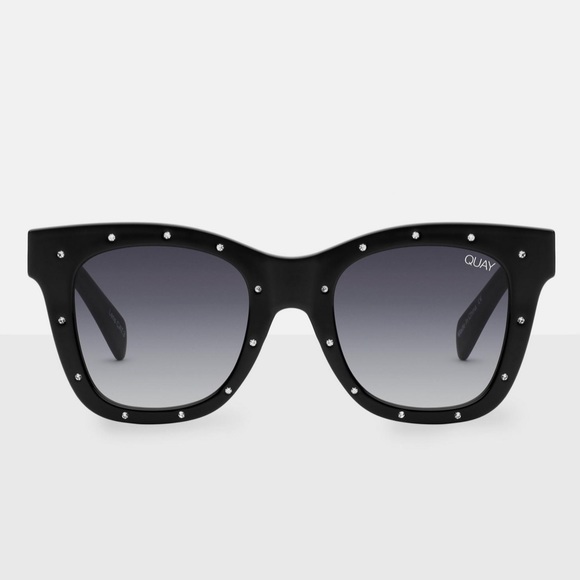 LAST Quay Australia Black Rhinestone Sunglasses - Picture 2 of 6